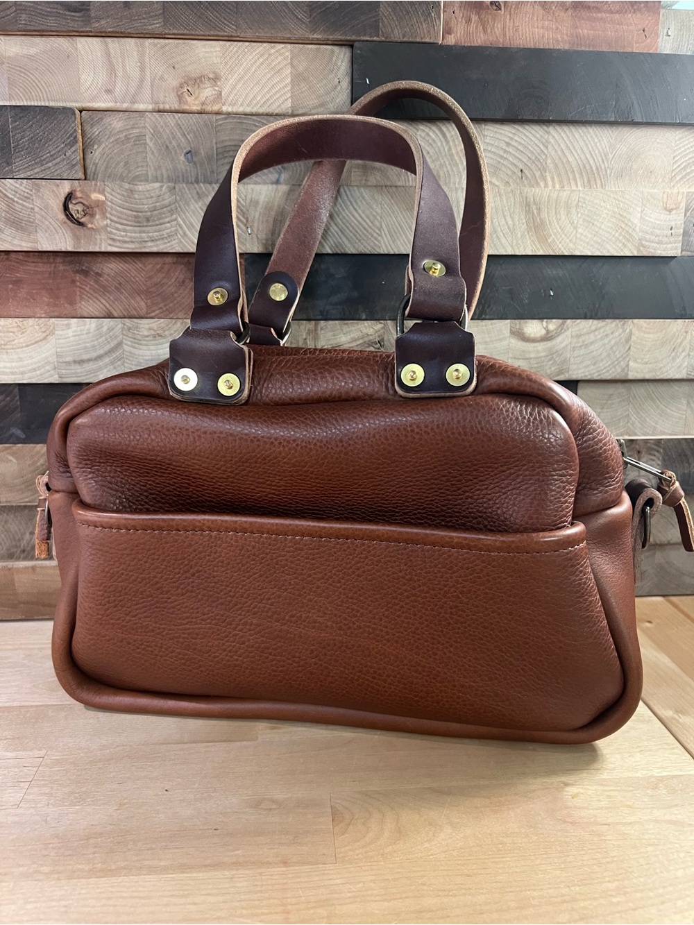 Go Forth Goods Saddle deluxe medium Hoffman, new.